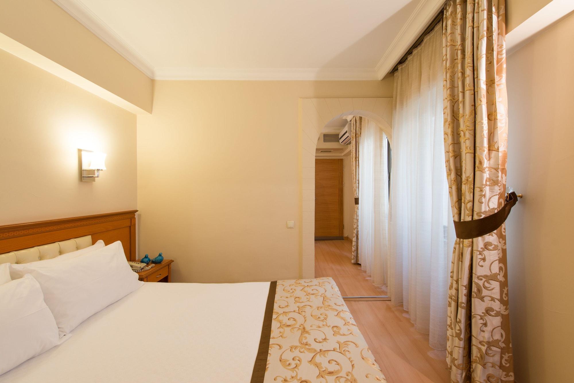Prestige Hotel Old City Istanbul Exterior photo